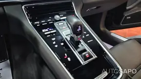Porsche Panamera 4 E-Hybrid de 2021