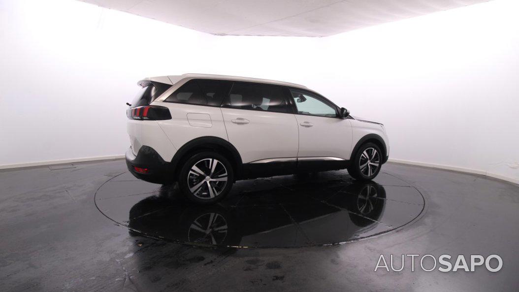 Peugeot 5008 de 2020