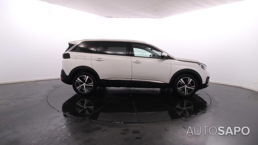 Peugeot 5008 de 2020