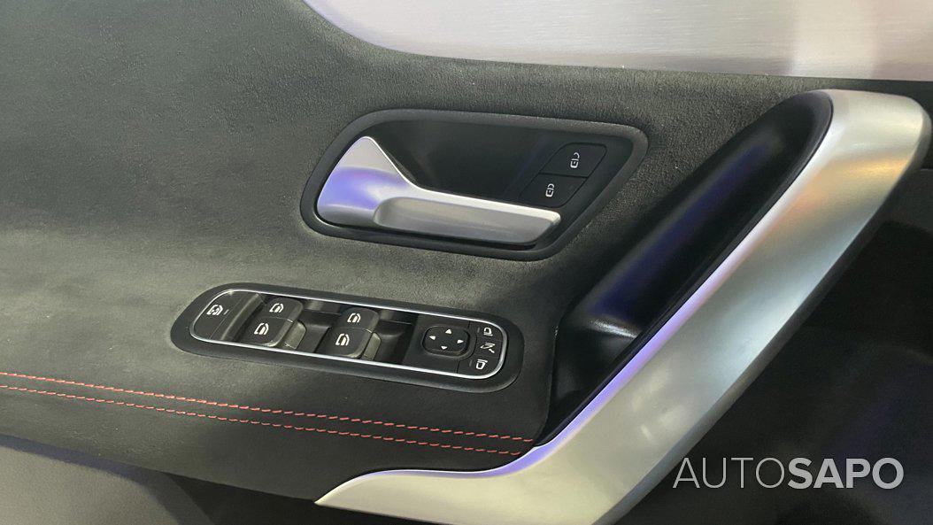 Mercedes-Benz Classe A 180 d AMG Line de 2021