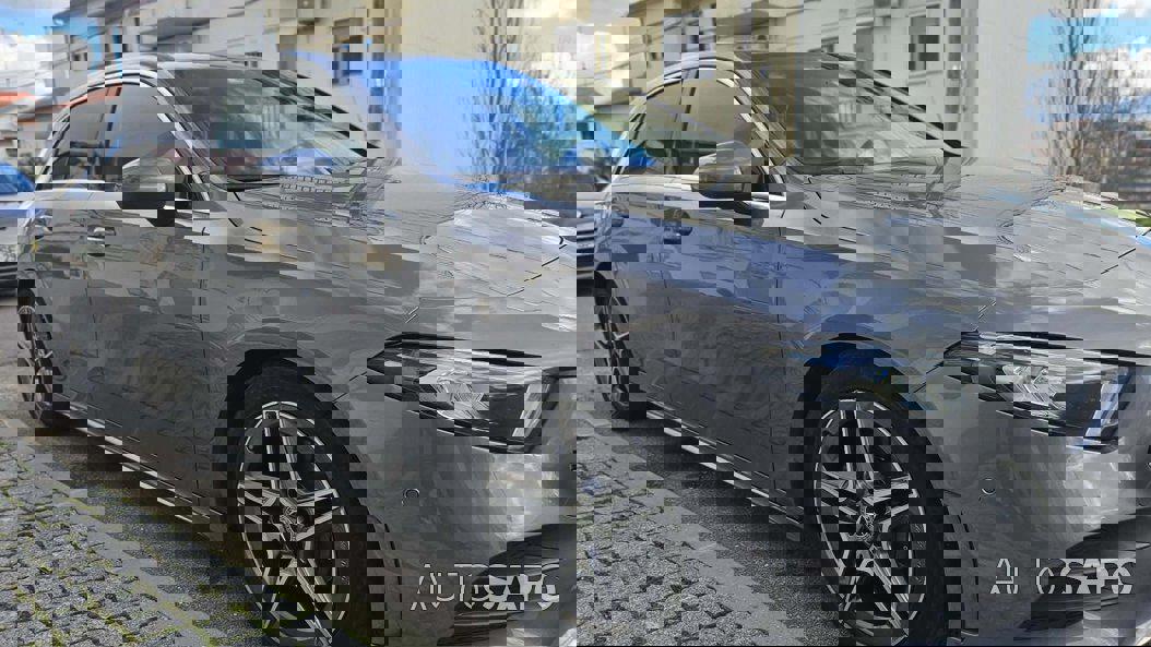 Mercedes-Benz 180 Ponton de 2019