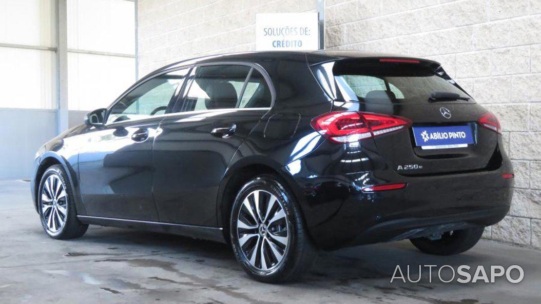 Mercedes-Benz Classe A 250 e Style Plus de 2021