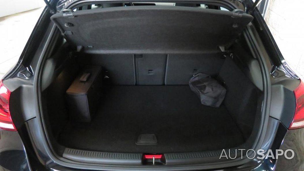 Mercedes-Benz Classe A 250 e Style Plus de 2021