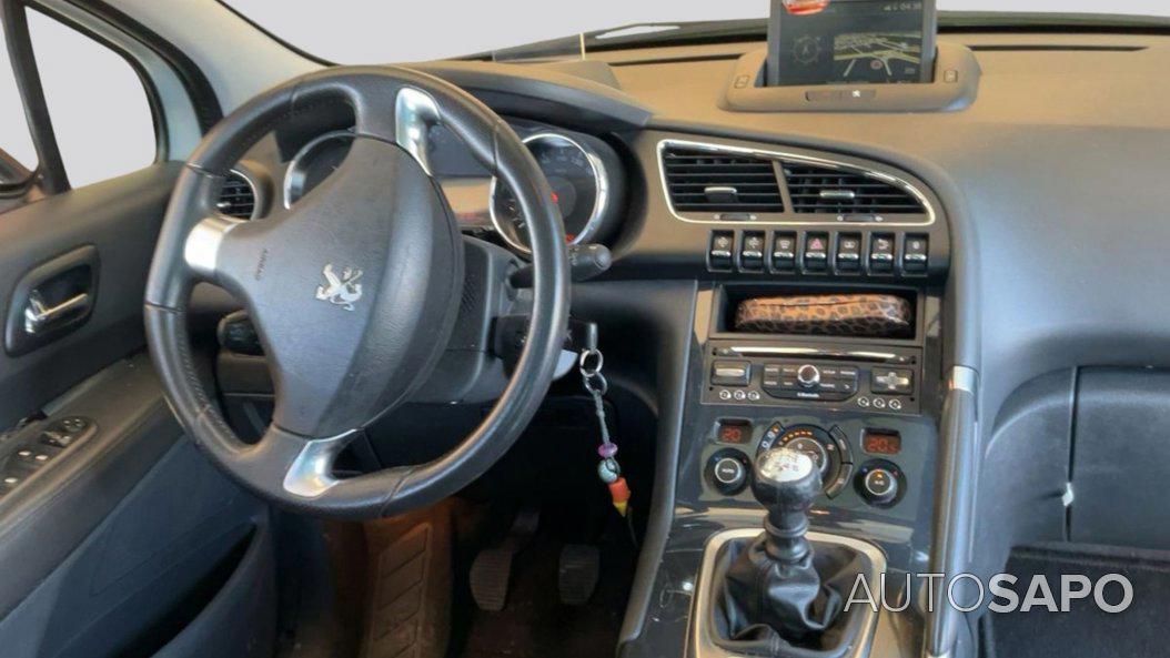 Peugeot 3008 de 2016