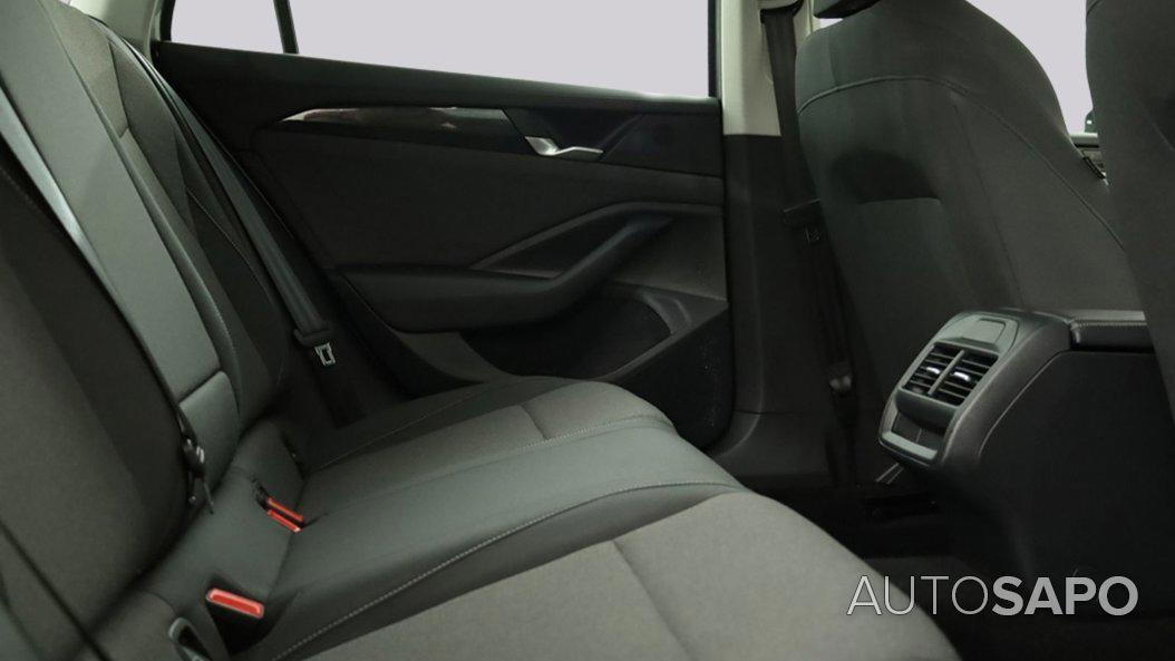 Volkswagen Passat de 2025