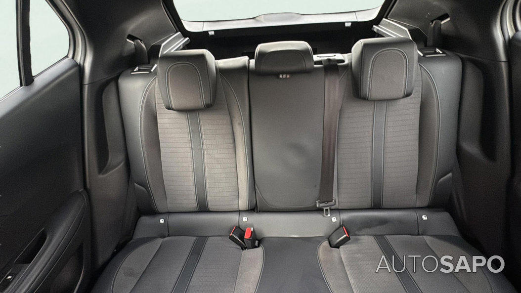 Peugeot 2008 1.2 PureTech Allure de 2022