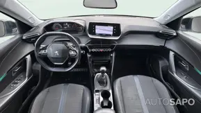 Peugeot 2008 1.2 PureTech Allure de 2022