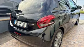 Peugeot 208 1.2 PureTech Style de 2017