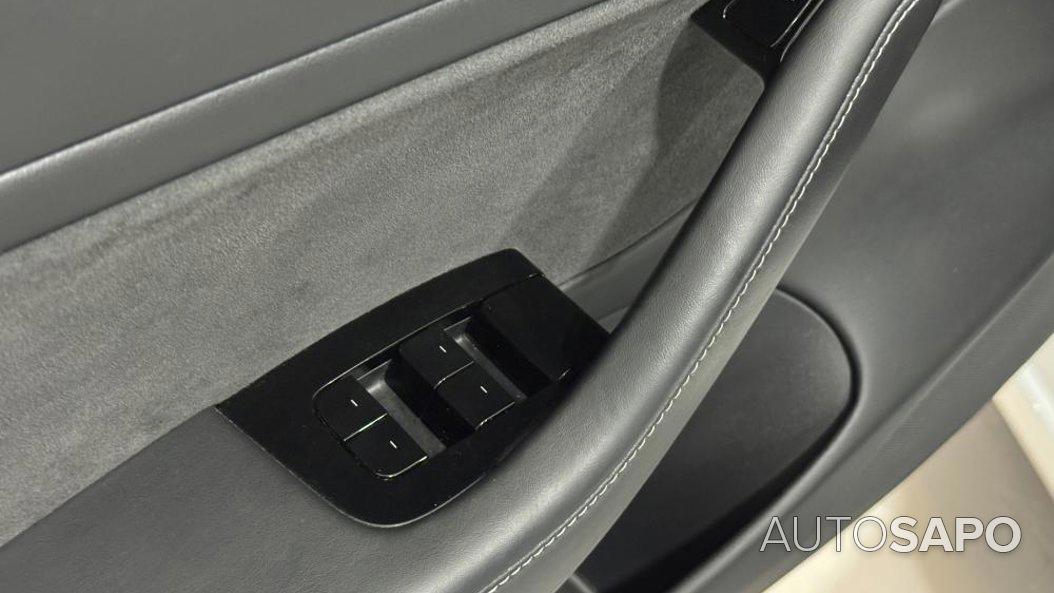 Tesla Model 3 Long-Range RWD de 2020