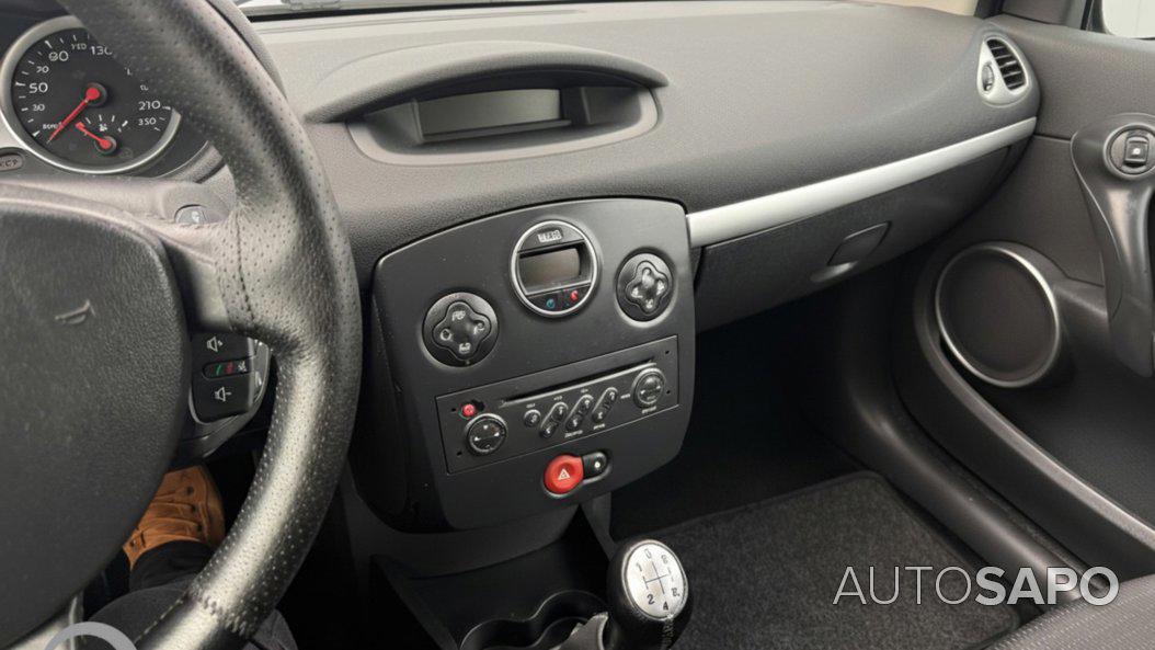 Renault Clio 1.5 dCi Dynamique S de 2007