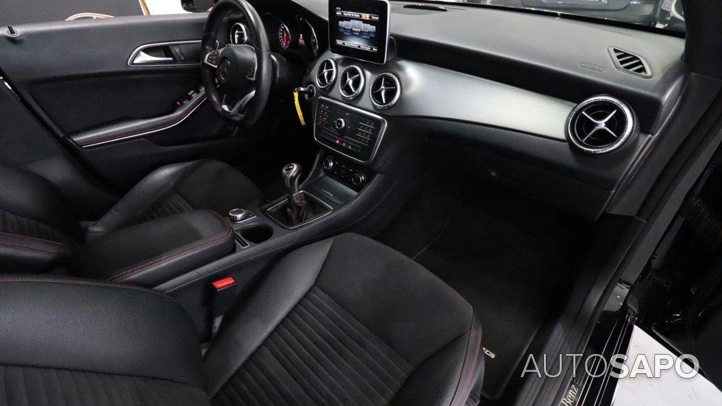 Mercedes-Benz Classe CLA de 2015