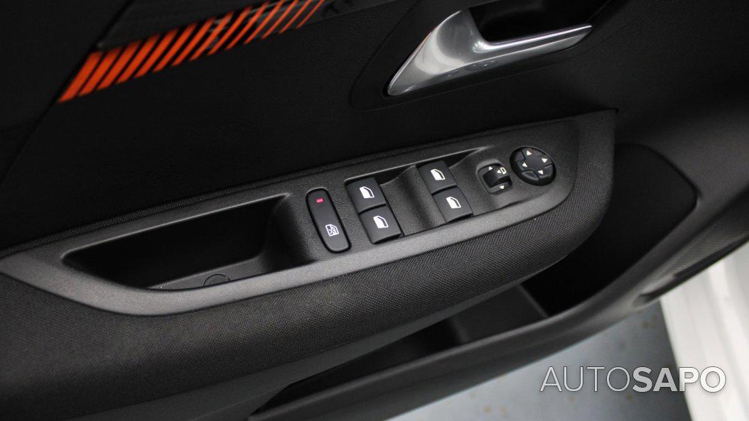 Peugeot E-208 Active de 2022