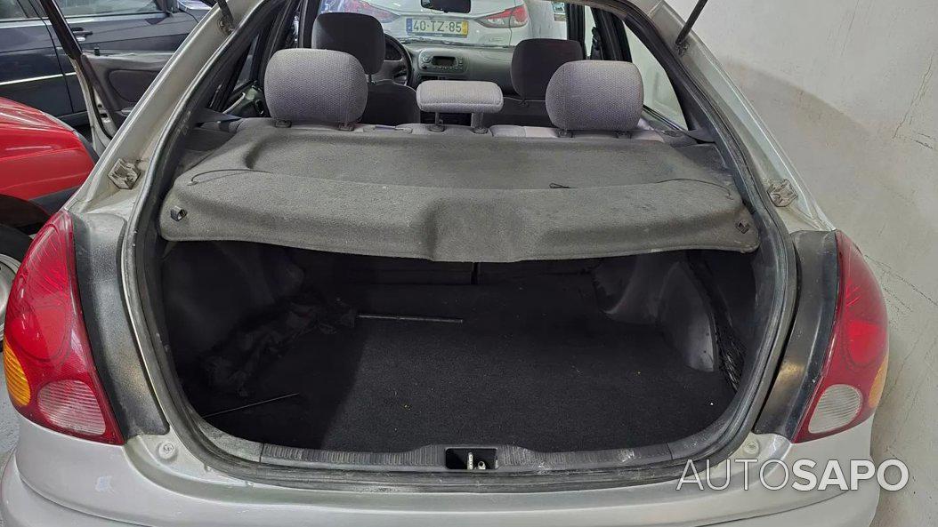 Toyota Corolla L/B 1.4 Sol de 2000