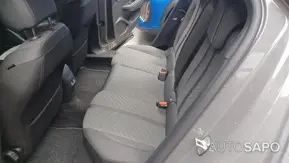 Peugeot e-2008 Allure de 2024