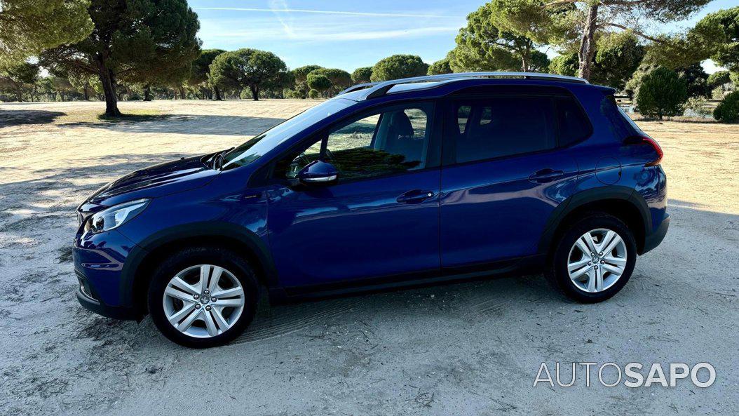 Peugeot 2008 1.2 PureTech Signature de 2019