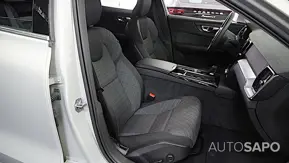 Volvo V60 2.0 T6 AWD TE Inscription Expression de 2021