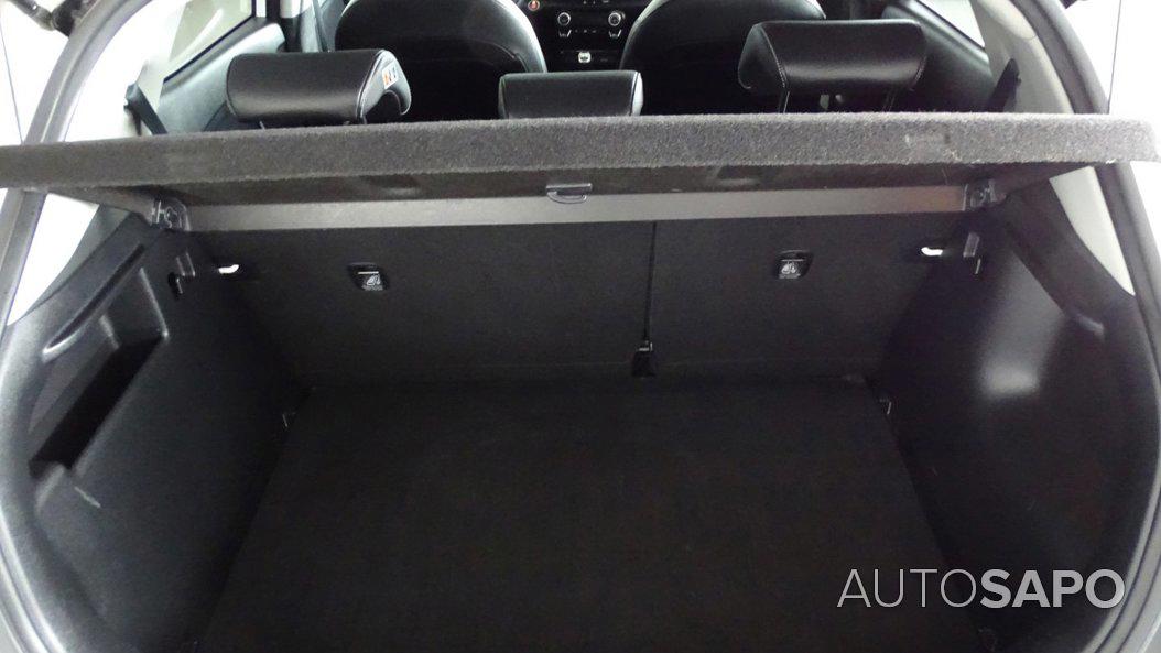 Kia Stonic 1.6 CRDi EX de 2018