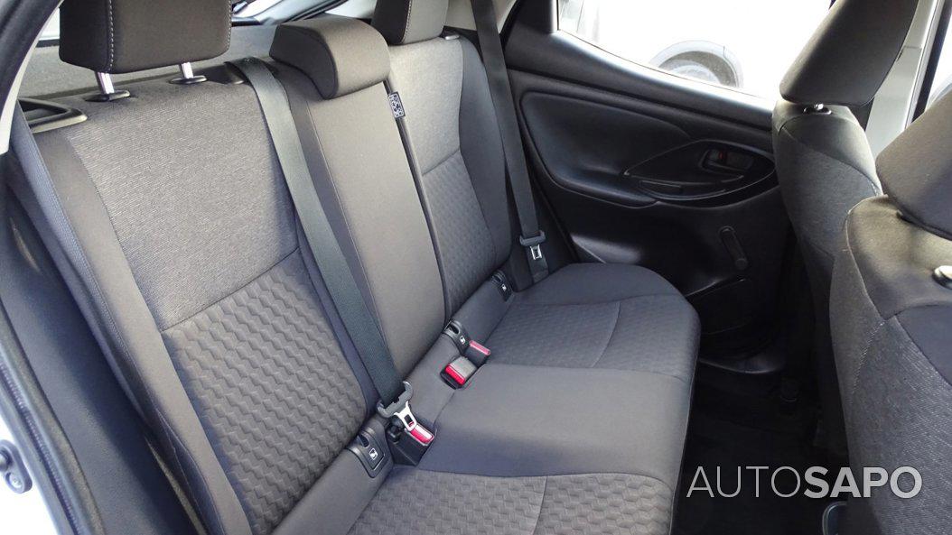 Toyota Yaris 1.0 VVT-i Comfort Plus de 2021