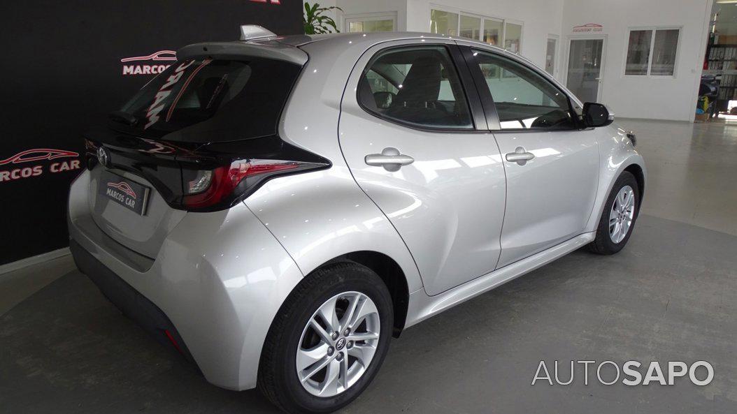 Toyota Yaris 1.0 VVT-i Comfort Plus de 2021