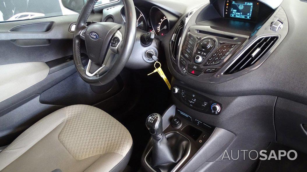 Ford Tourneo Courier 1.5 TDCi Titanium de 2016