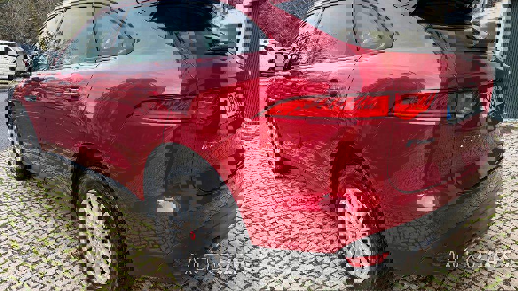 Jaguar F-Pace de 2016