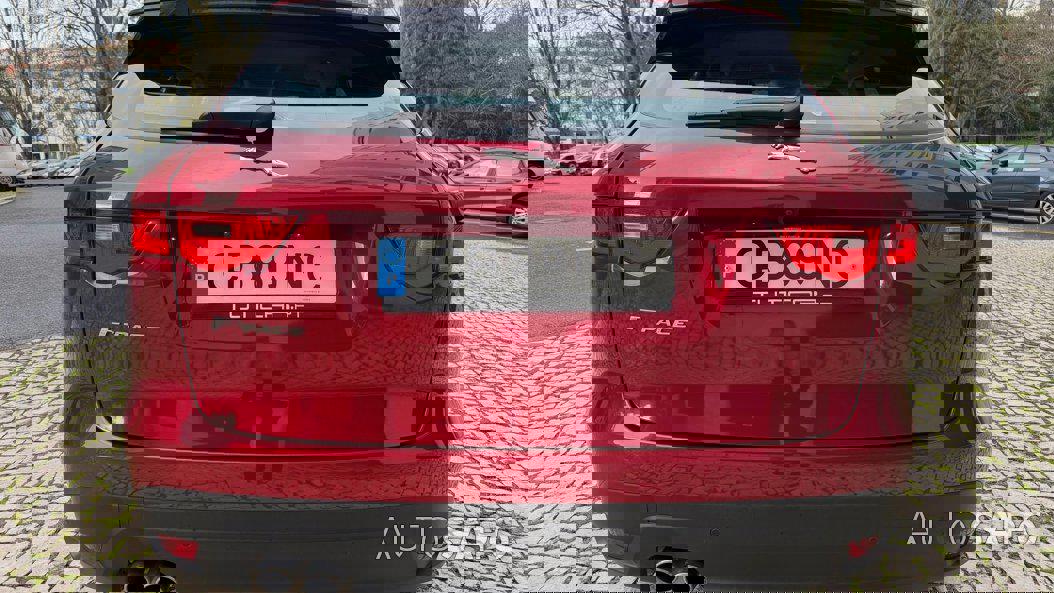 Jaguar F-Pace de 2016