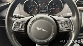 Jaguar F-Pace de 2016