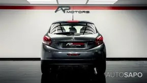 Peugeot 208 1.2 PureTech Allure de 2017
