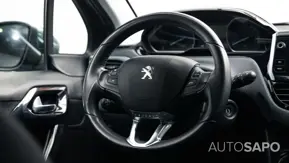 Peugeot 208 1.2 PureTech Allure de 2017