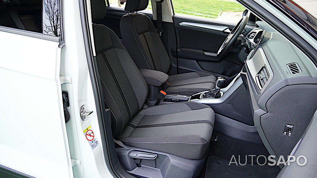 Volkswagen T-Roc 1.5 TSI de 2024