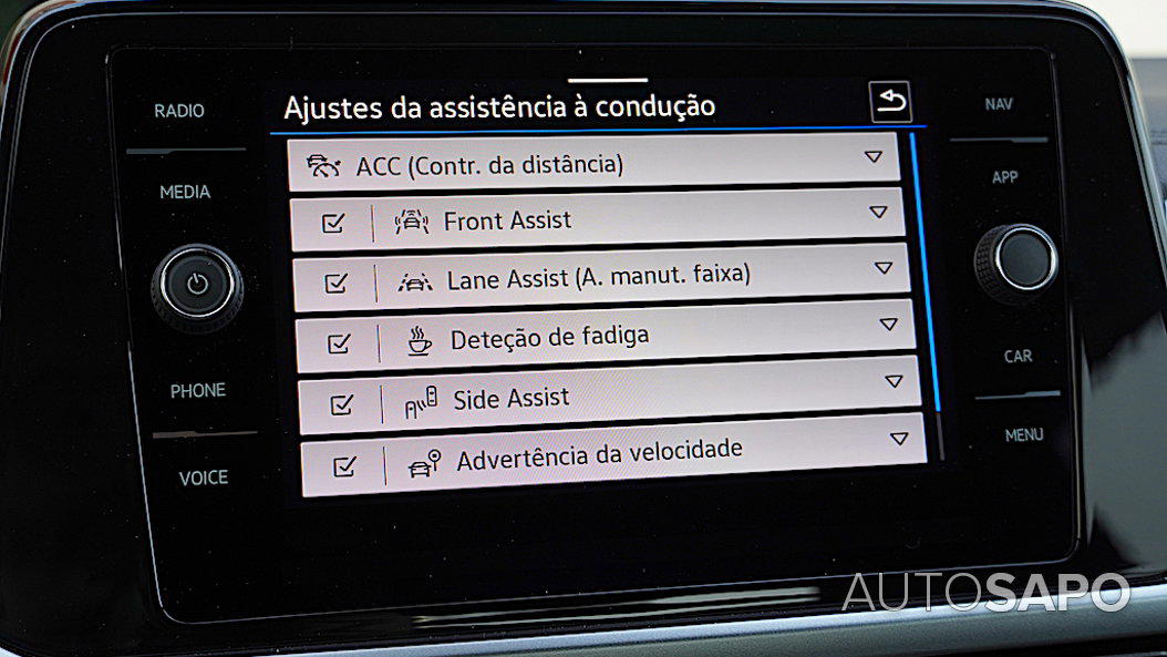 Volkswagen T-Roc 1.5 TSI de 2024