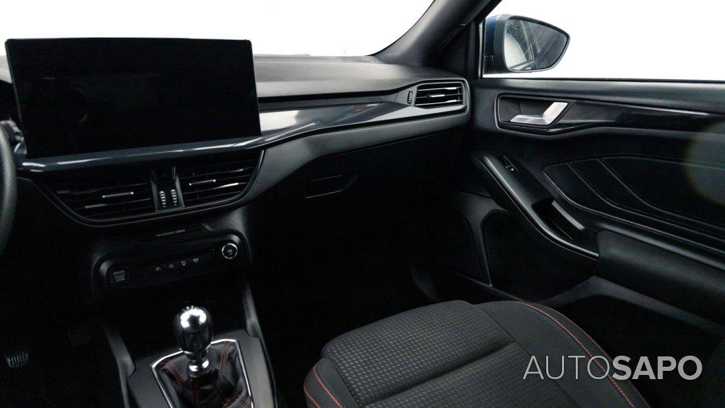 Ford Focus 1.0 EcoBoost MHEV ST-Line de 2023