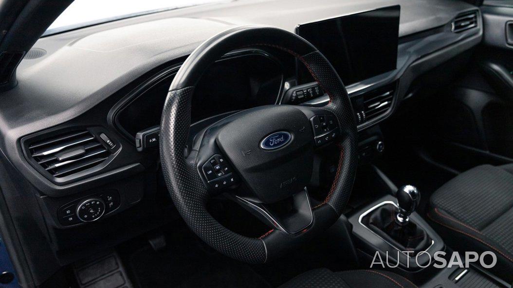 Ford Focus 1.0 EcoBoost MHEV ST-Line de 2023