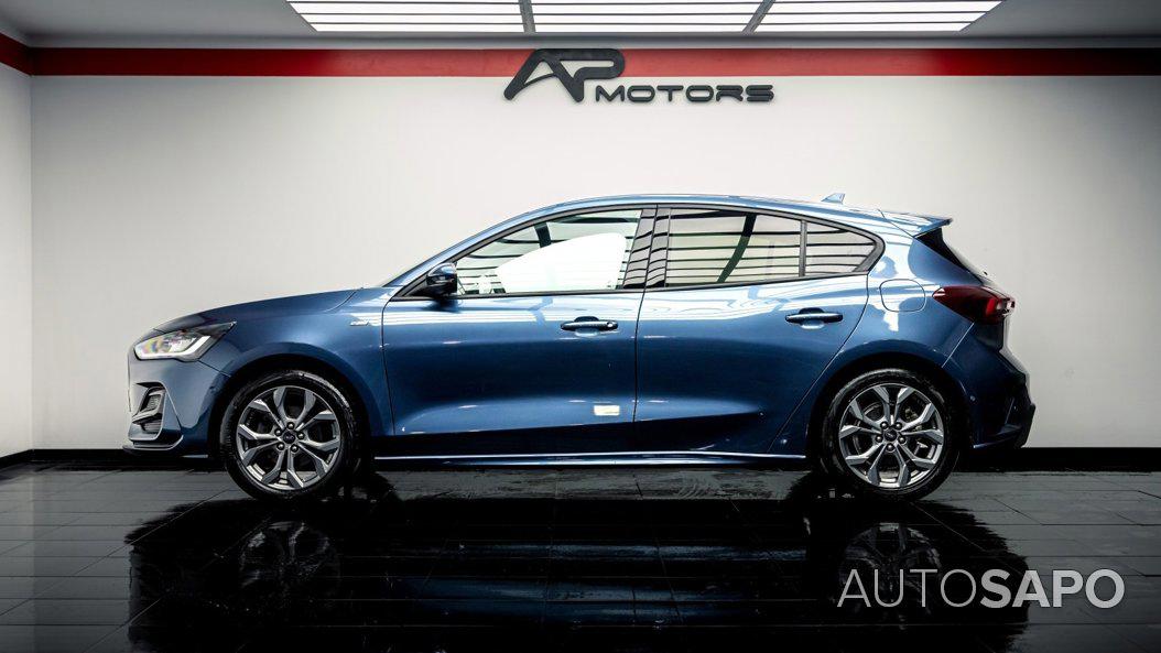 Ford Focus 1.0 EcoBoost MHEV ST-Line de 2023