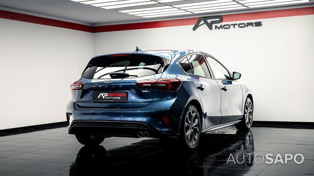 Ford Focus 1.0 EcoBoost MHEV ST-Line de 2023
