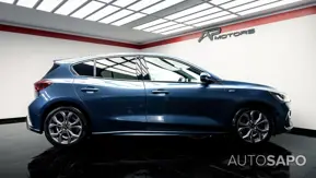 Ford Focus 1.0 EcoBoost MHEV ST-Line de 2023