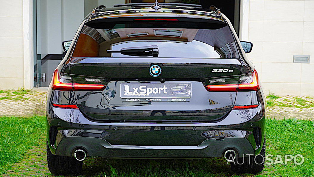 BMW Série 3 330 e Touring Pack M Auto de 2021
