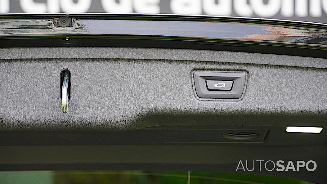 BMW Série 3 330 e Touring Pack M Auto de 2021