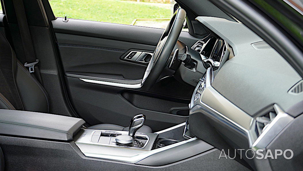 BMW Série 3 330 e Touring Pack M Auto de 2021