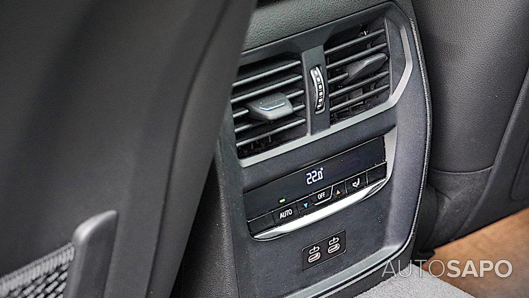 BMW Série 3 330 e Touring Pack M Auto de 2021