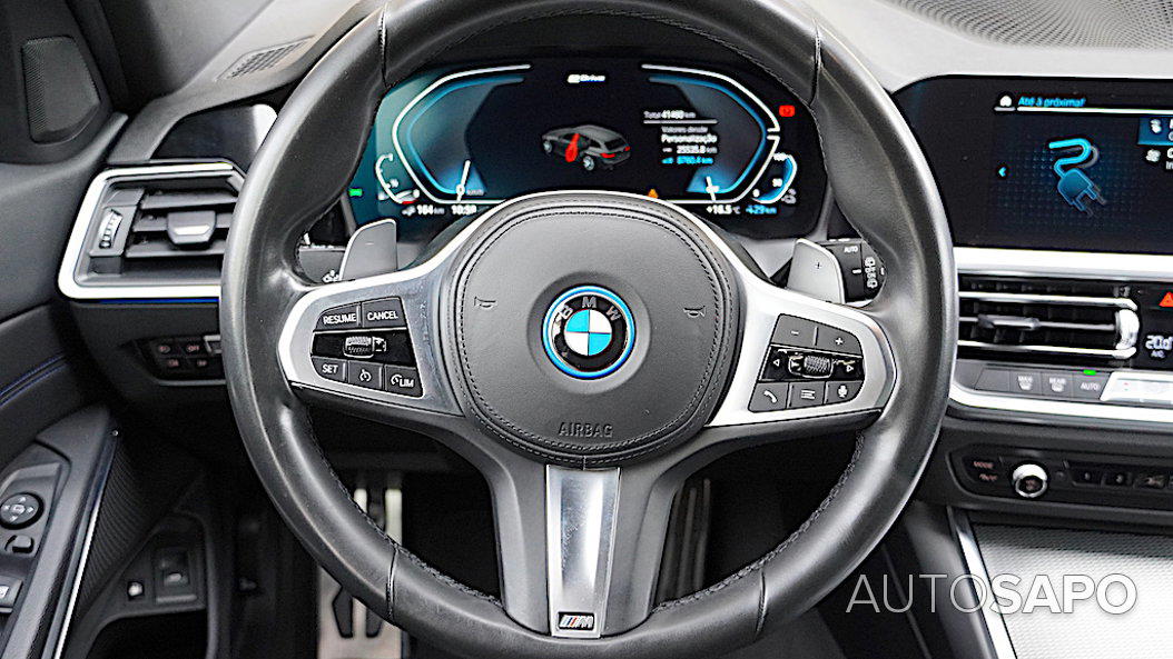 BMW Série 3 330 e Touring Pack M Auto de 2021