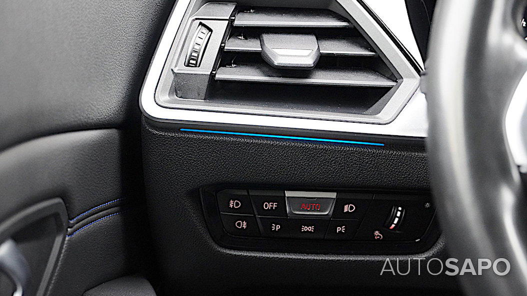 BMW Série 3 330 e Touring Pack M Auto de 2021