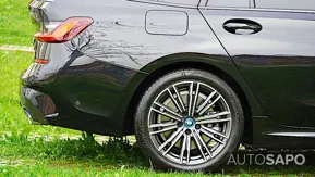 BMW Série 3 330 e Touring Pack M Auto de 2021