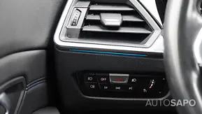 BMW Série 3 330 e Touring Pack M Auto de 2021