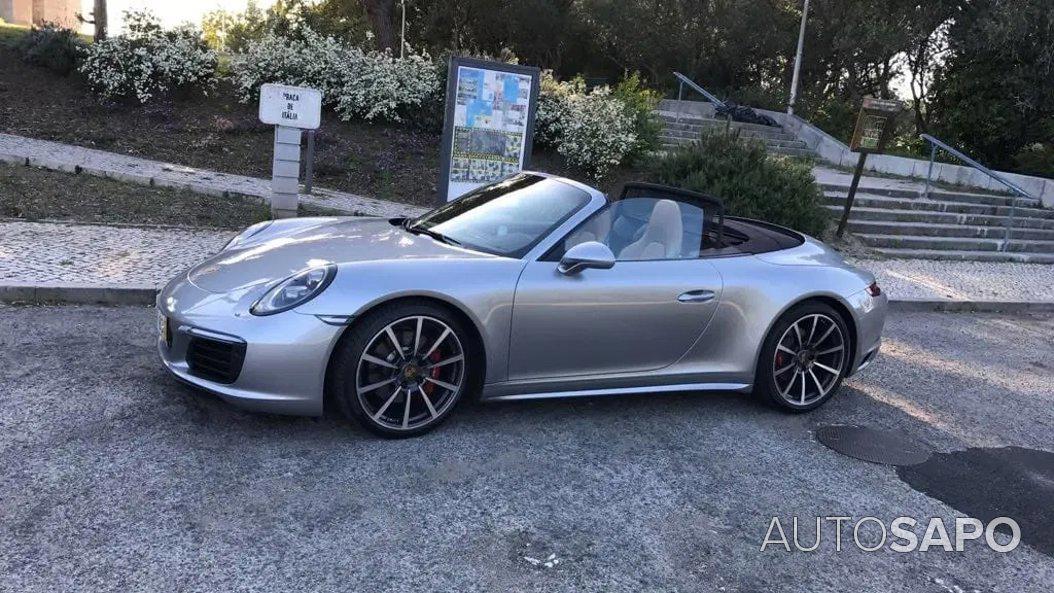Porsche 911 Carrera 4 Cabriolet PDK (991) de 2017