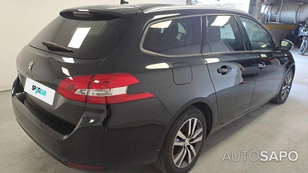 Peugeot 308 1.5 BlueHDi Style de 2021