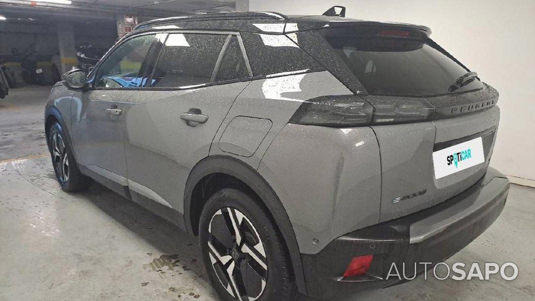 Peugeot 2008 1.6 e-HDi LE Feline de 2025