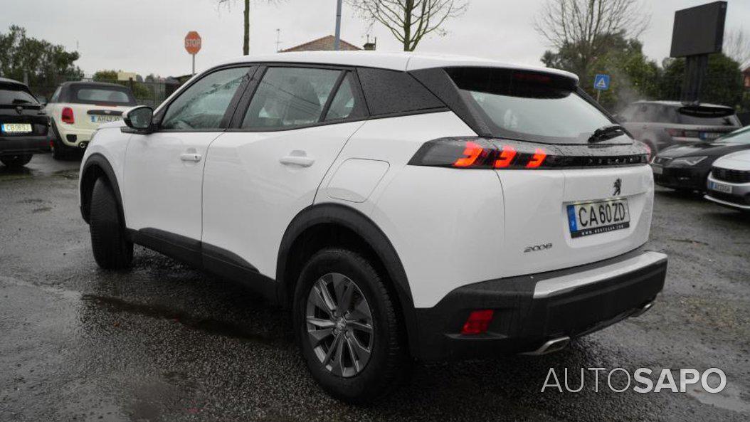 Peugeot 2008 1.2 PureTech Active EAT8 de 2020