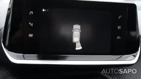 Peugeot 2008 1.2 PureTech Active EAT8 de 2020