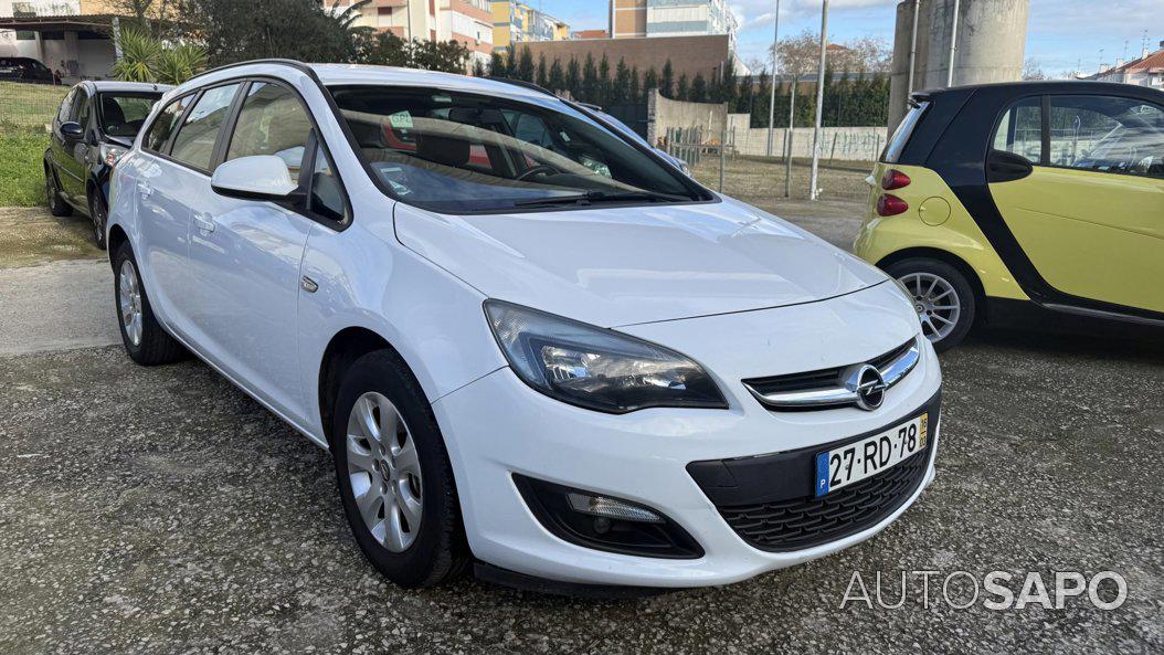 Opel Astra de 2016
